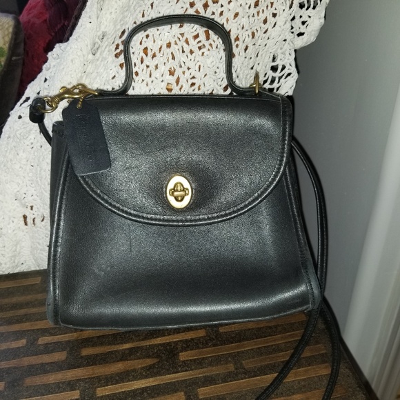 Coach Bags Authentic Coach Leather Crossbody Shoulder Bag Poshmark